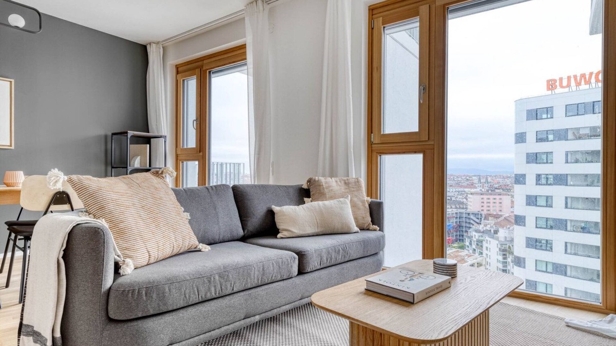 Favoriten Apartment | Amazing Favoriten 3BR w/Gym, Lounge & Elevator nr Metro, by Blueground