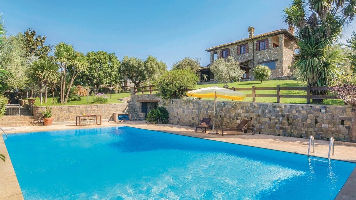 Lake Bracciano House | Amazing home in Anguillara Sabazia RM