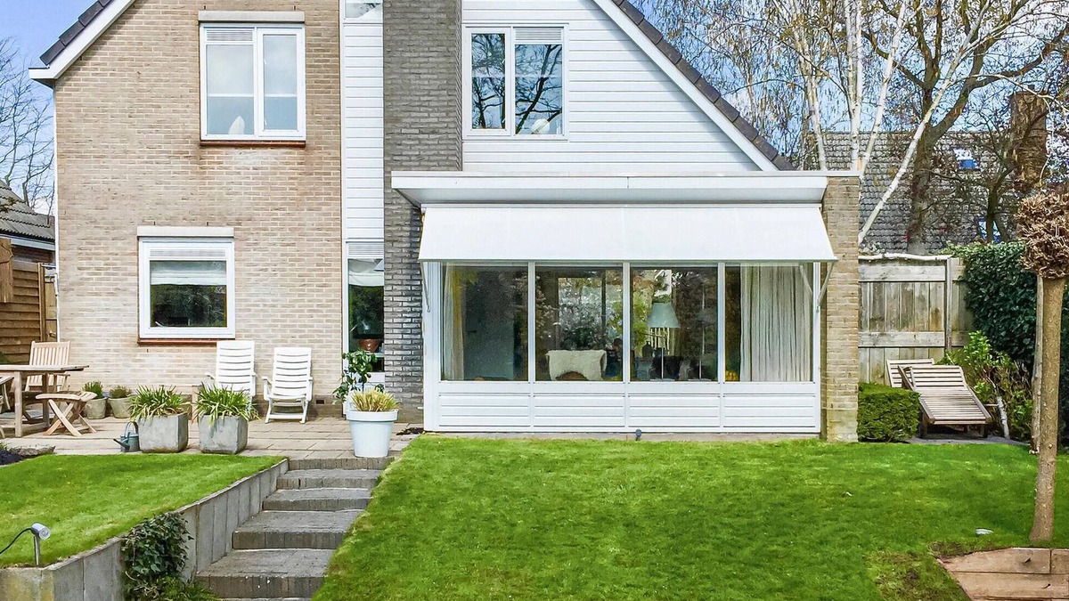 Bergen House | Amazing home in Bergen with WiFi
