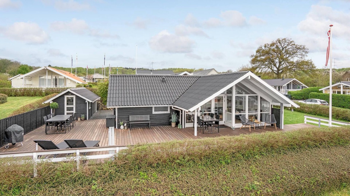 Bjert House | Amazing home in Bjert