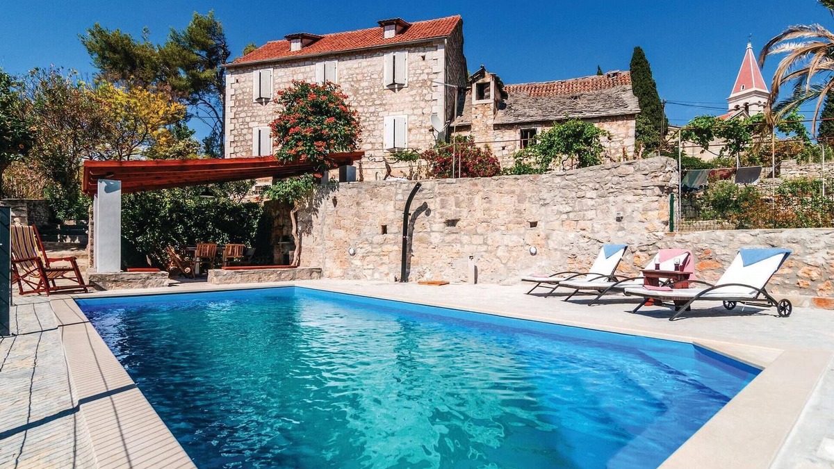 Bobovisca House | Amazing home in Bobovisca with WiFi