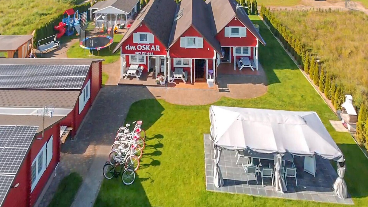 Chlopy House | Amazing home in Chlopy with WiFi