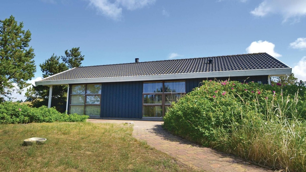 Rindby Strand House | Amazing home in Fanø with kitchen