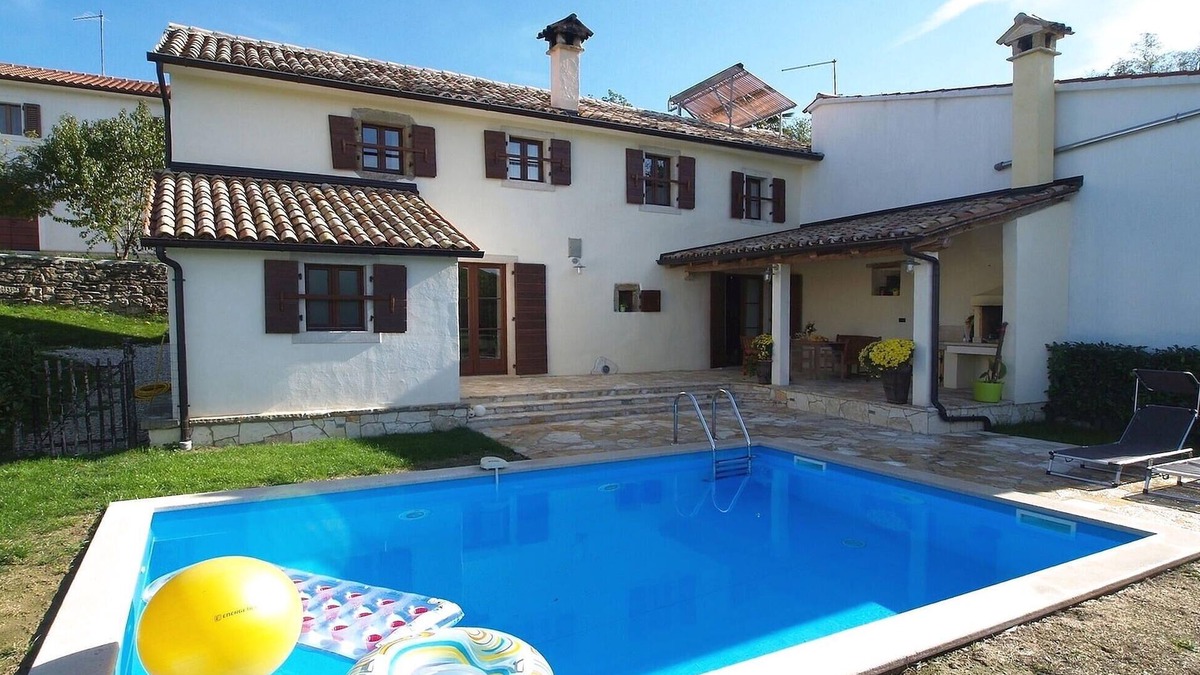 Gologorica House | Amazing home in Gologorica