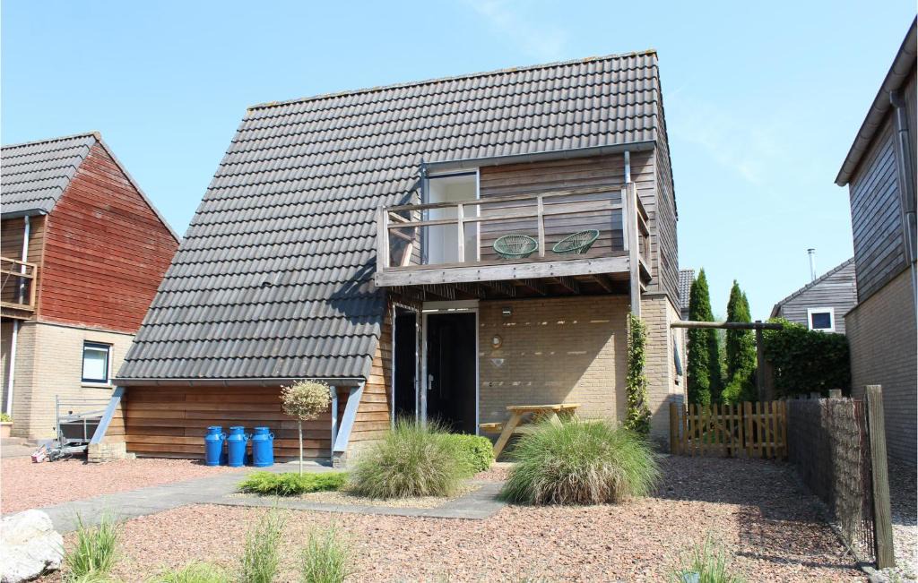 Grou House | Amazing Home In Grou With Wifi