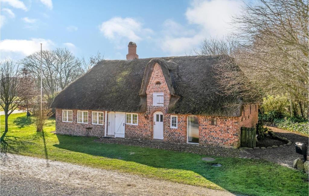 Hjerpsted House | Amazing Home In Hojer With 1 Bedroom And Wifi