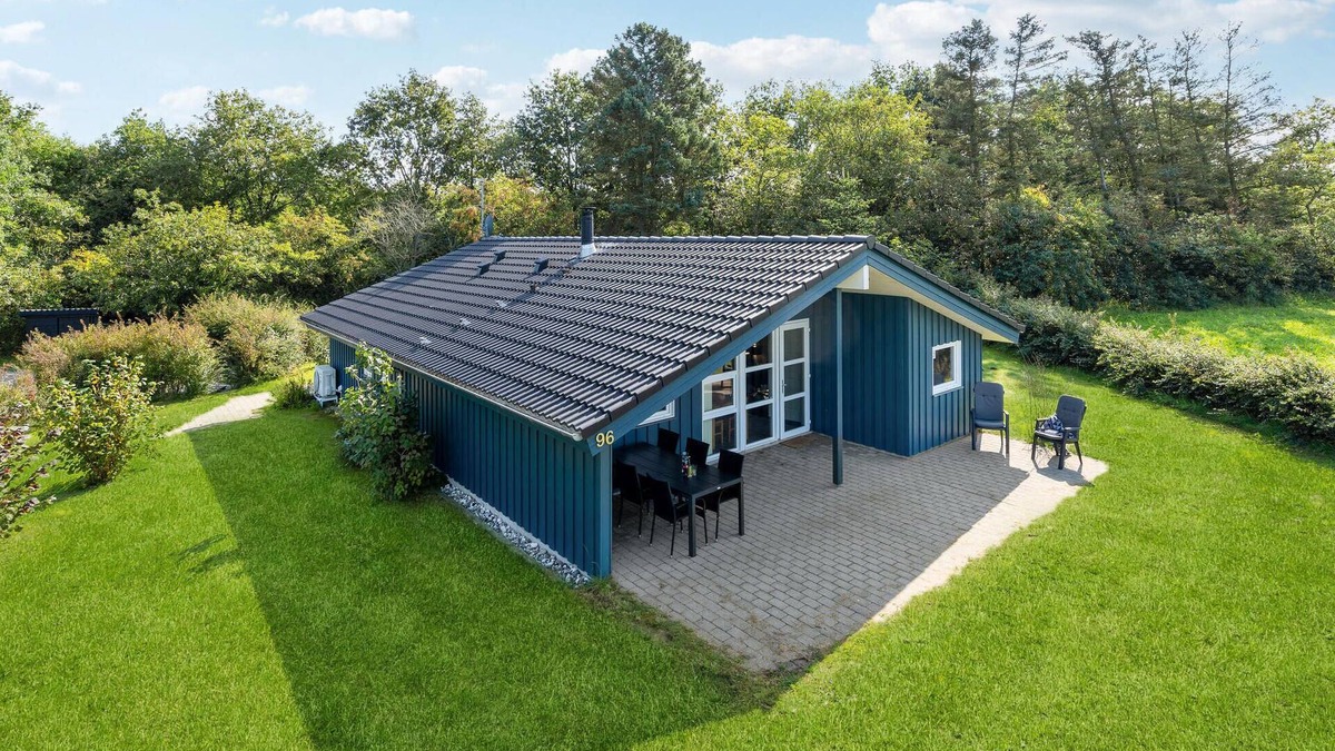 Hovborg House | Amazing home in Hovborg with kitchen
