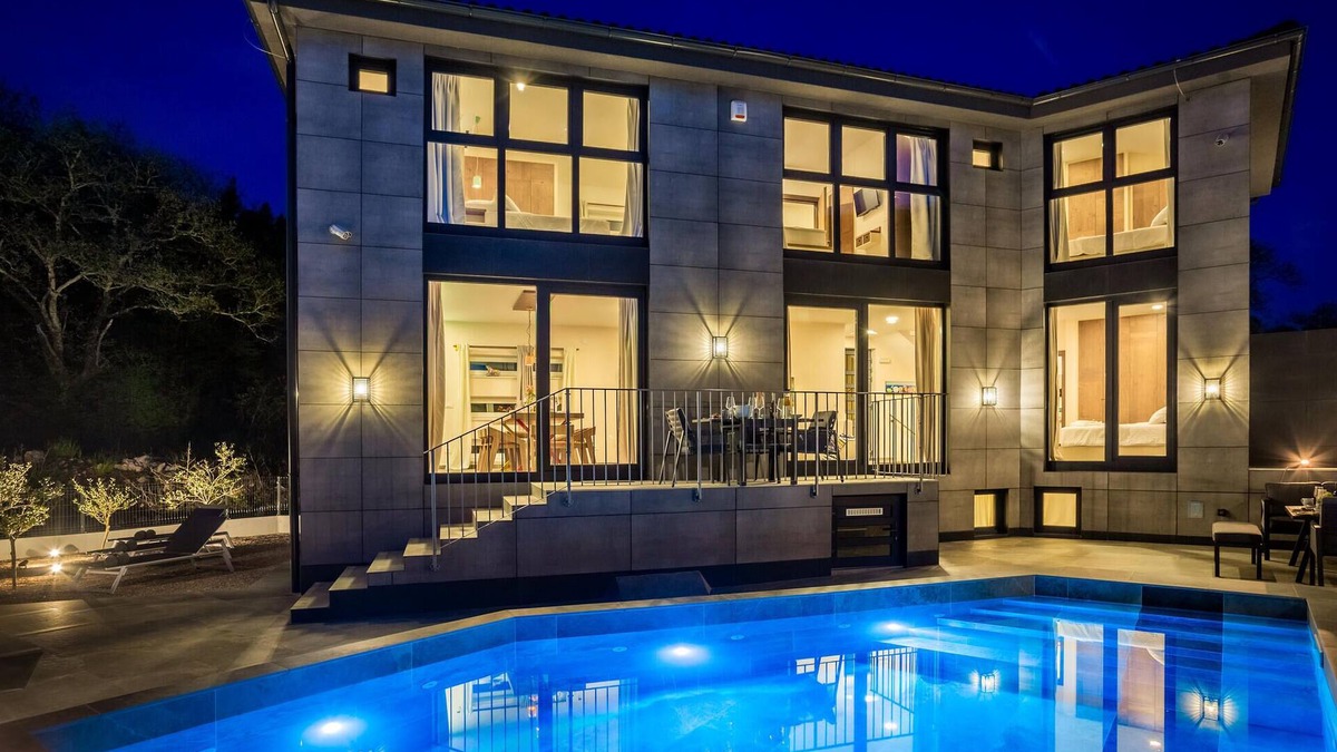 Zidarici House | Amazing home in Malinska