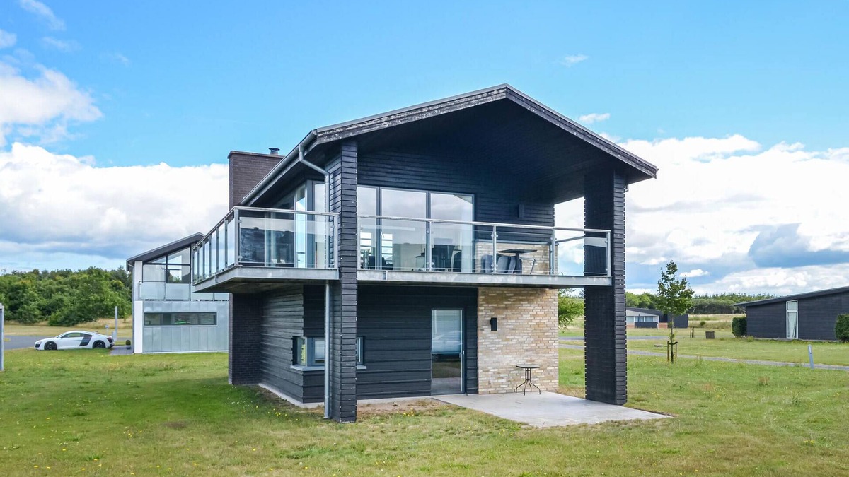 Nimtofte House | Amazing home in Nimtofte with WiFi