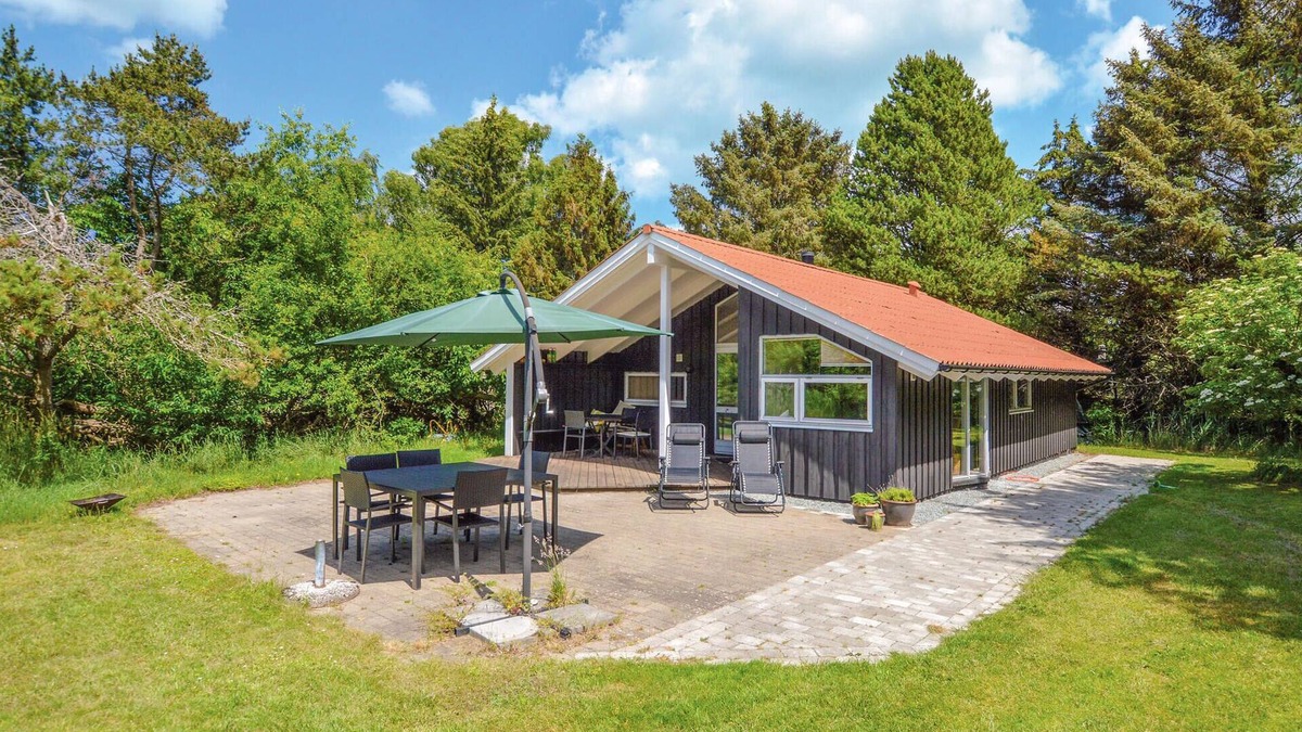 Nykobing Sjaelland House | Amazing home in Nykøbing Sj with WiFi