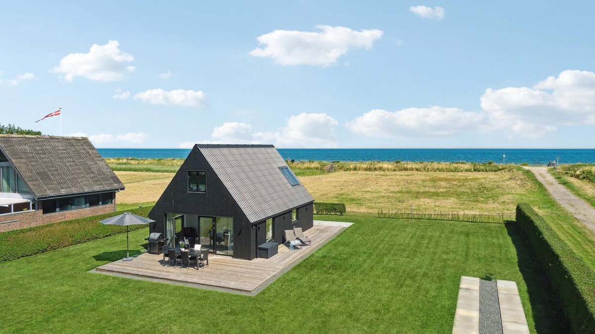 Tørresø House | Amazing home in Otterup with kitchen