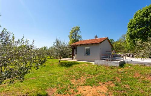 Risika House | Amazing Home In Risika With Kitchen
