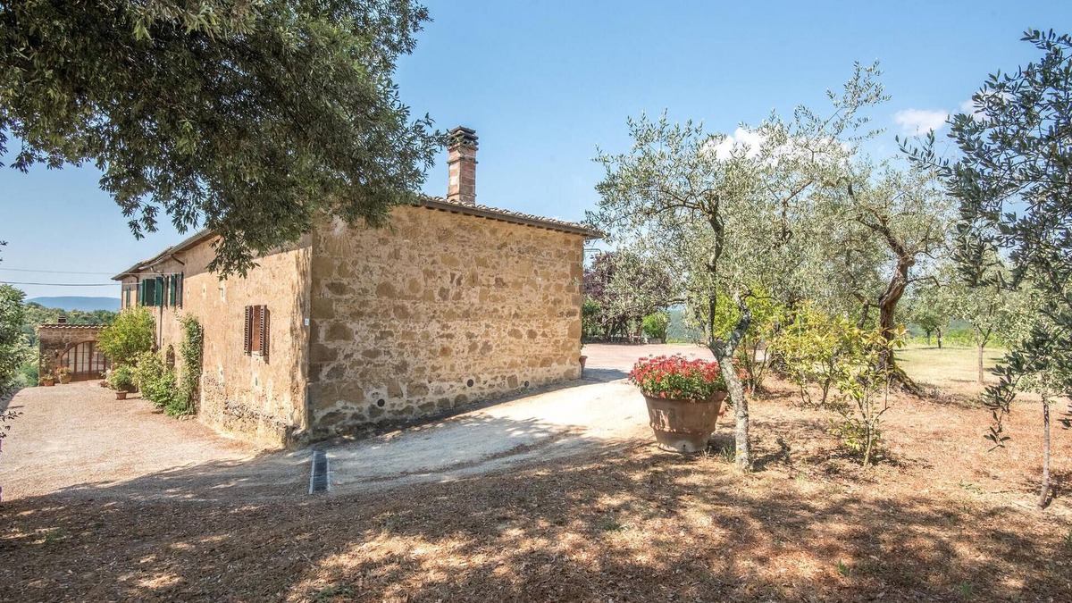 Siena House | Amazing home in Siena with WiFi