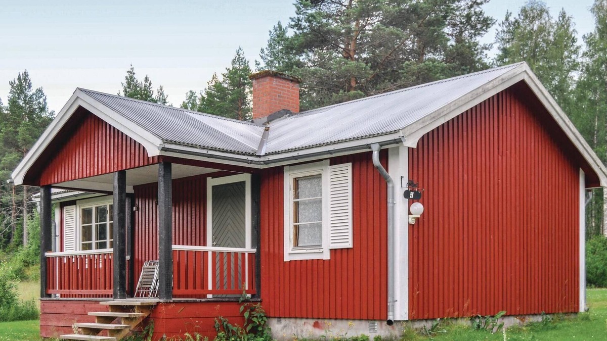 Syssleback House | Amazing home in Sysslebäck with kitchen