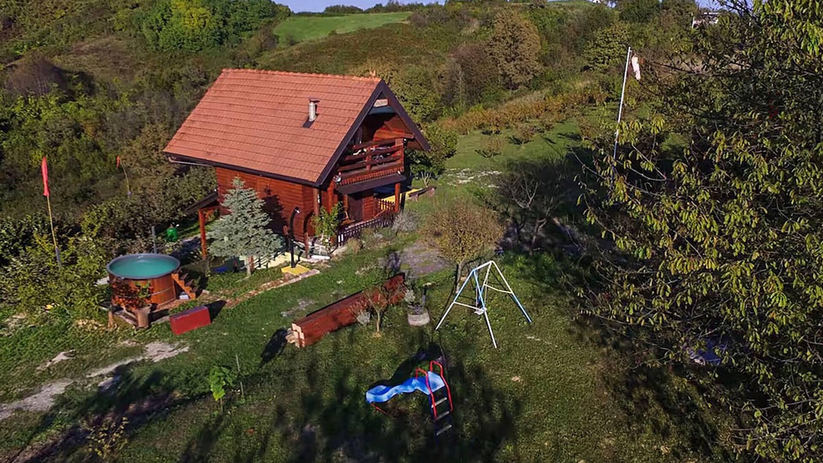 Ozalj House | Amazing home in Zorkovac with sauna