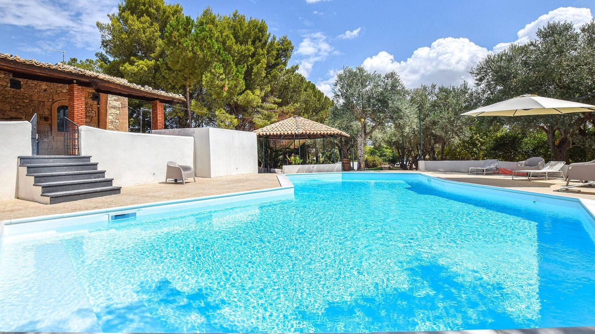 Chiaramonte Gulfi House | Amazing home in Chiaramonte Gulfi