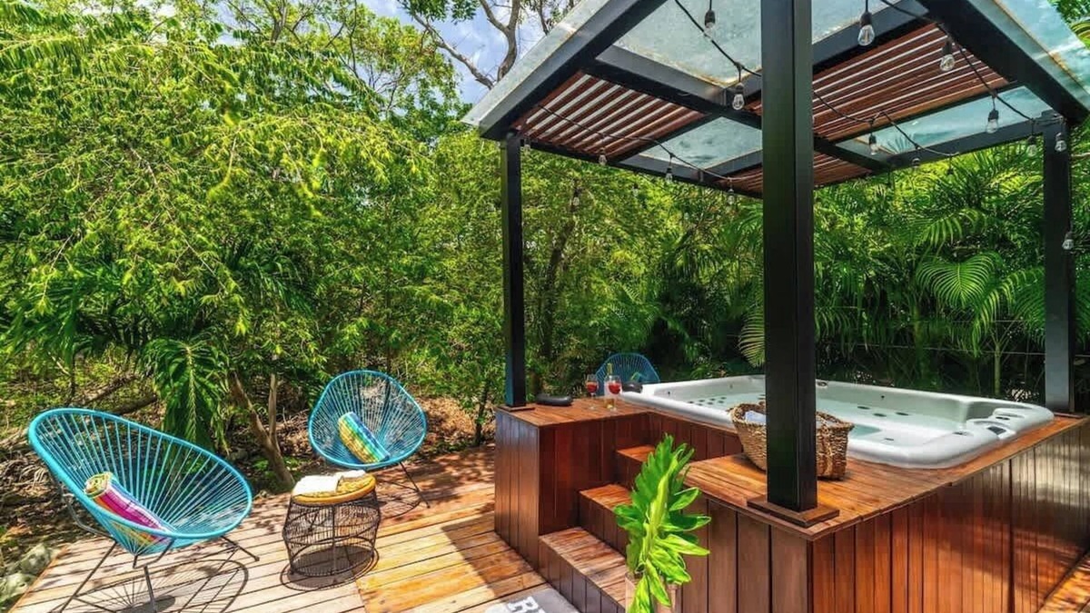Villa Juarez House | Amazing house with private jacuzzi and pool for 8!