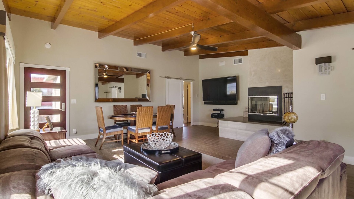 Imperial Beach House | Amazing Imperial Beach Property.Sleeps 10!