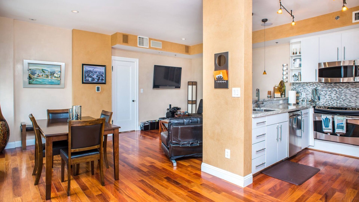Cortez Hill Condo | Amazing Luxury Condo In The Historic El Cortez