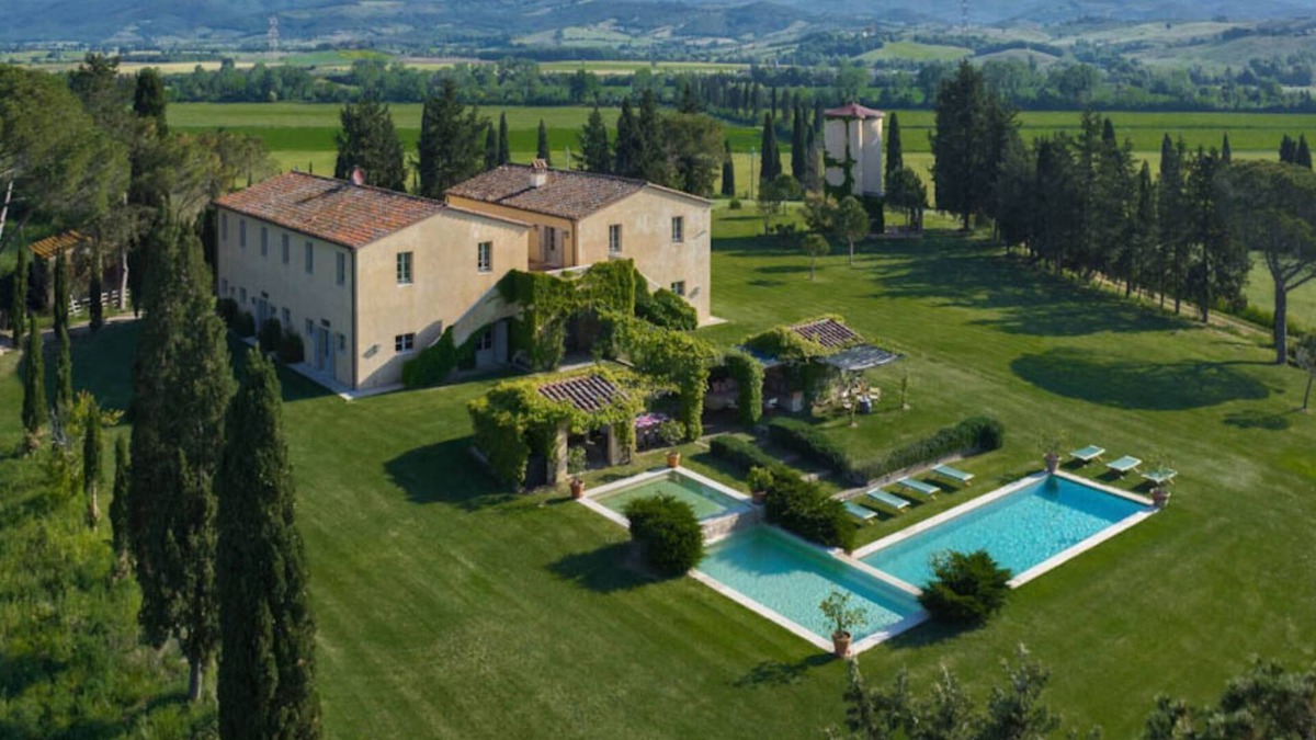 Gavorrano Villa | Amazing Luxury Villa at 15 minutes from the seaside