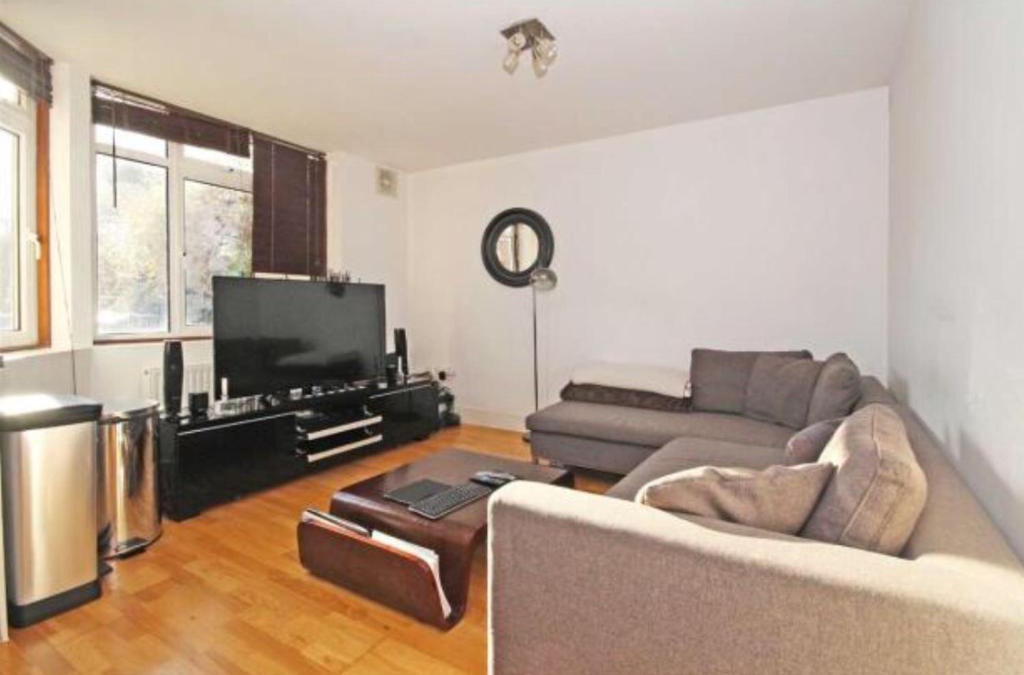 North Acton Apartment | Amazing modern 2 bed