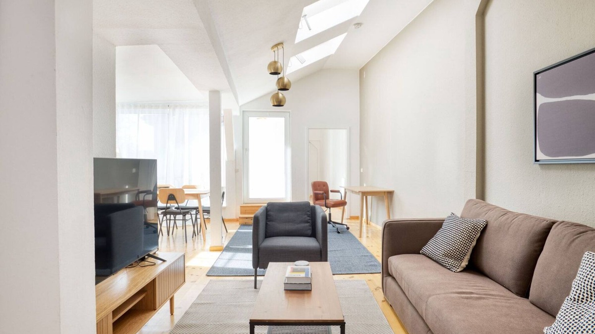 Neukoelln Apartment | Amazing Neukölln 2BR nr S & Ubahn, by Blueground