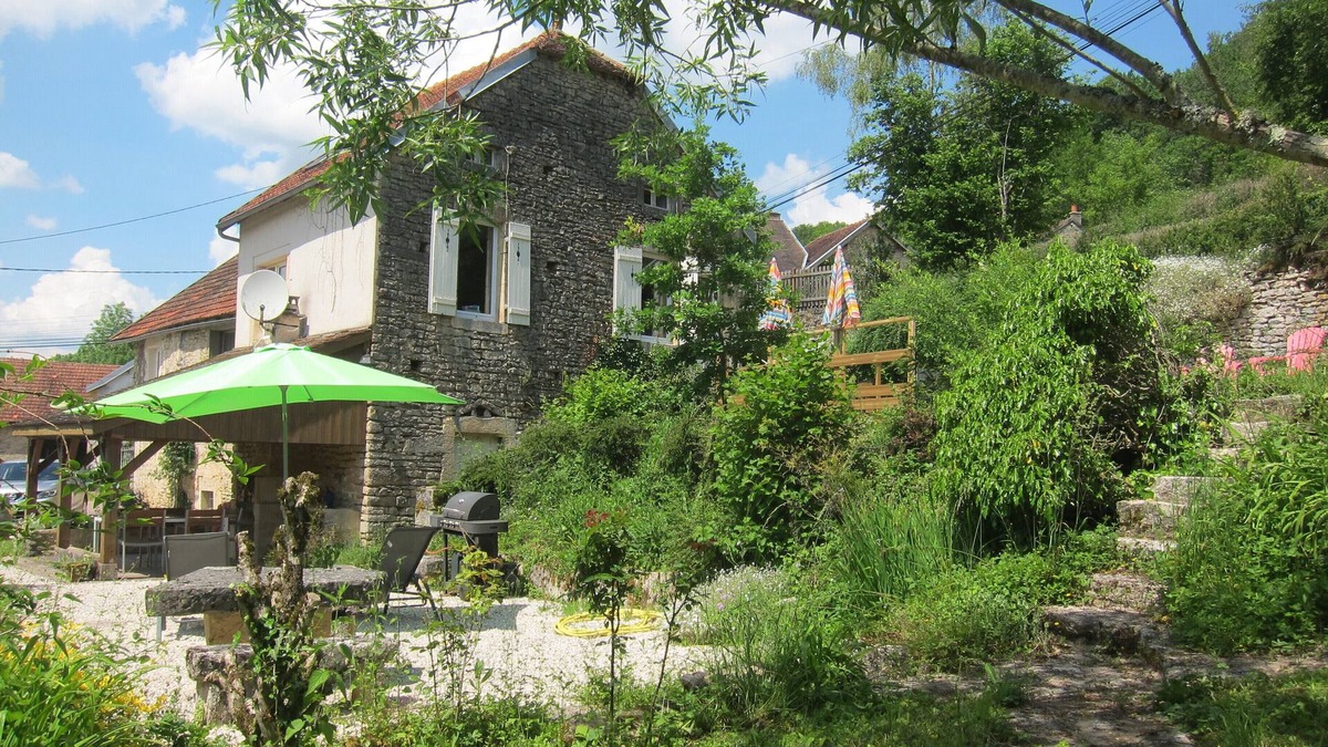 Frolois House | Amazing outside spaces, authentic, stylish interiors, & lovely views