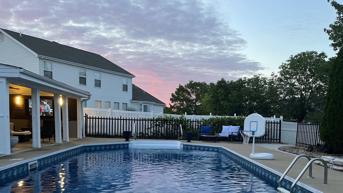 Dardenne Prairie House | Amazing Private Pool