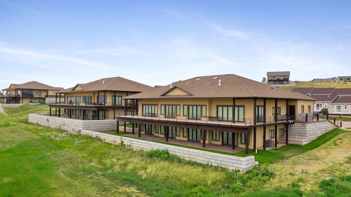 Spearfish House | Amazing Property w/Large Deck, Big Black Hills Views, Spacious Open Plan!