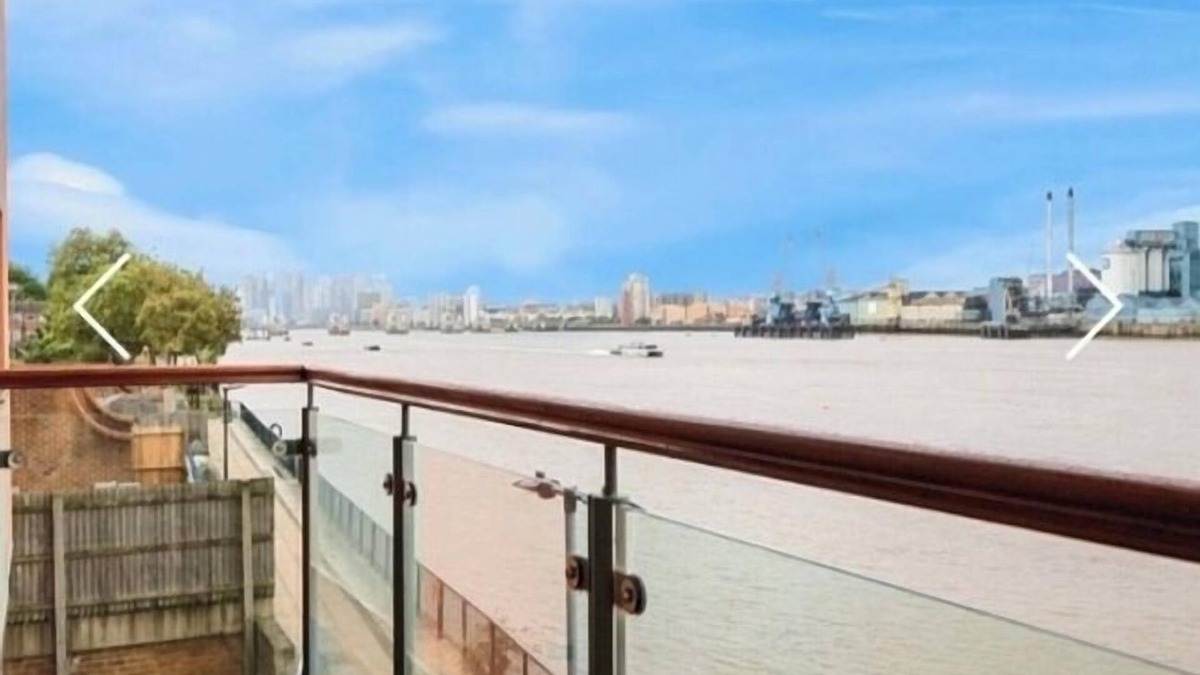 Woolwich Riverside Apartment | Amazing River view