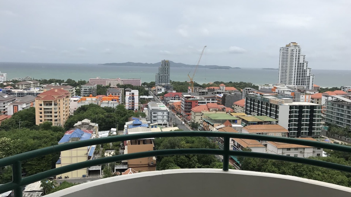 Pratumnak Hill Condo | Amazing Sea and Island View with “WOW” Sunsets
