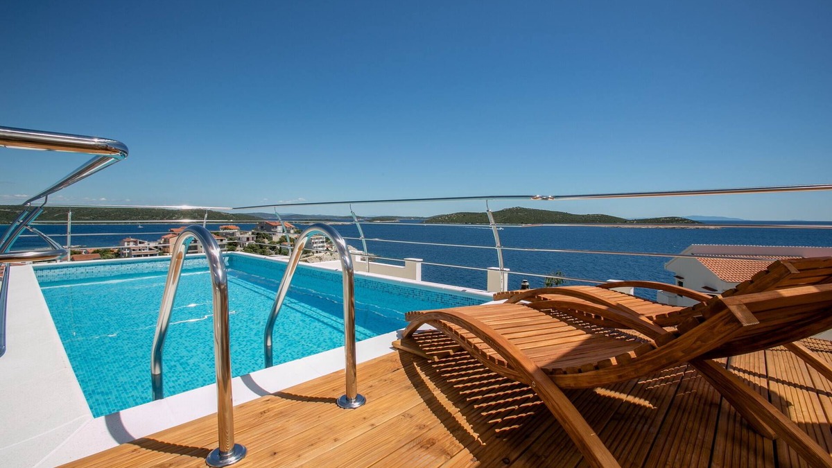 Sevid House | AMAZING SEAVIEW VILLA WITH PRIVATE POOL AND PRIVATE BEACH - SAFE&FREE