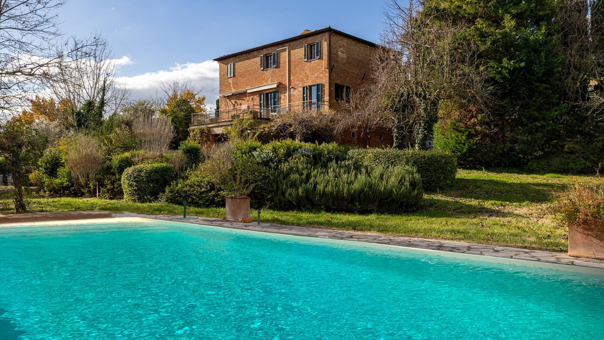 Po' Bandino Villa | Amazing Villa Near The Lake With Pool, Castiglione del Lago, Italy