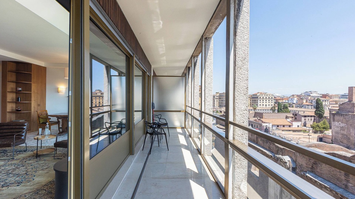 Rione XVIII Castro Pretorio Apartment | Amazing Via Parigi