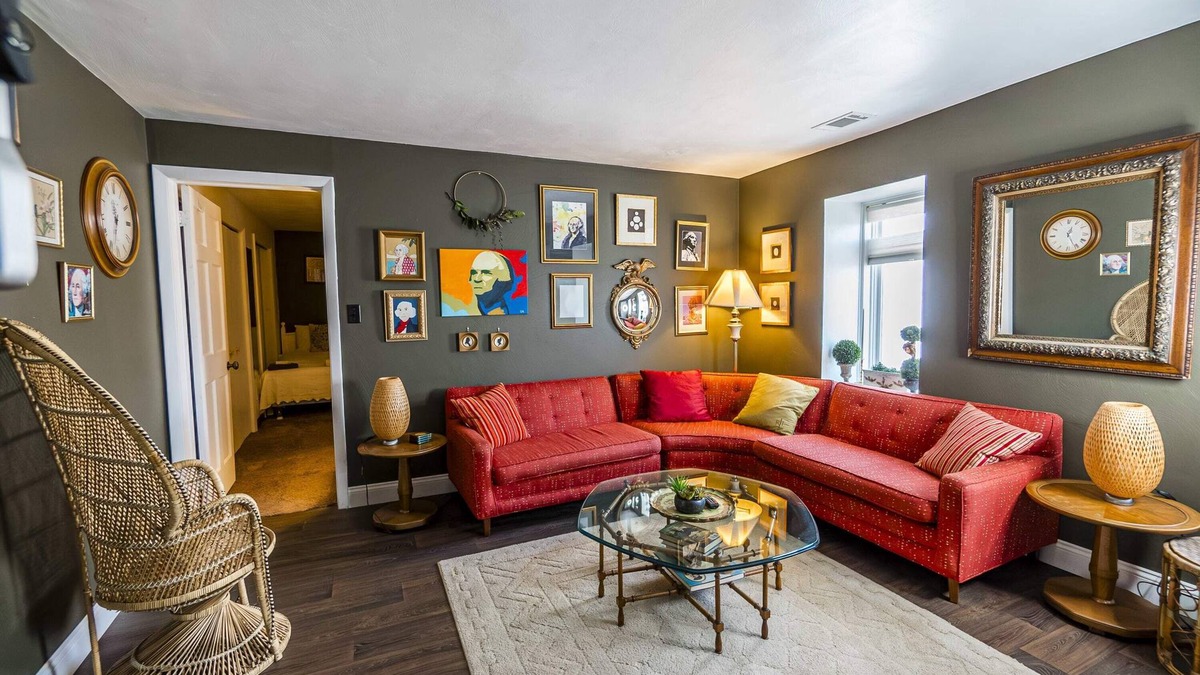 Mount Washington Apartment | Amazing Views- George Washington on Mt. Washington