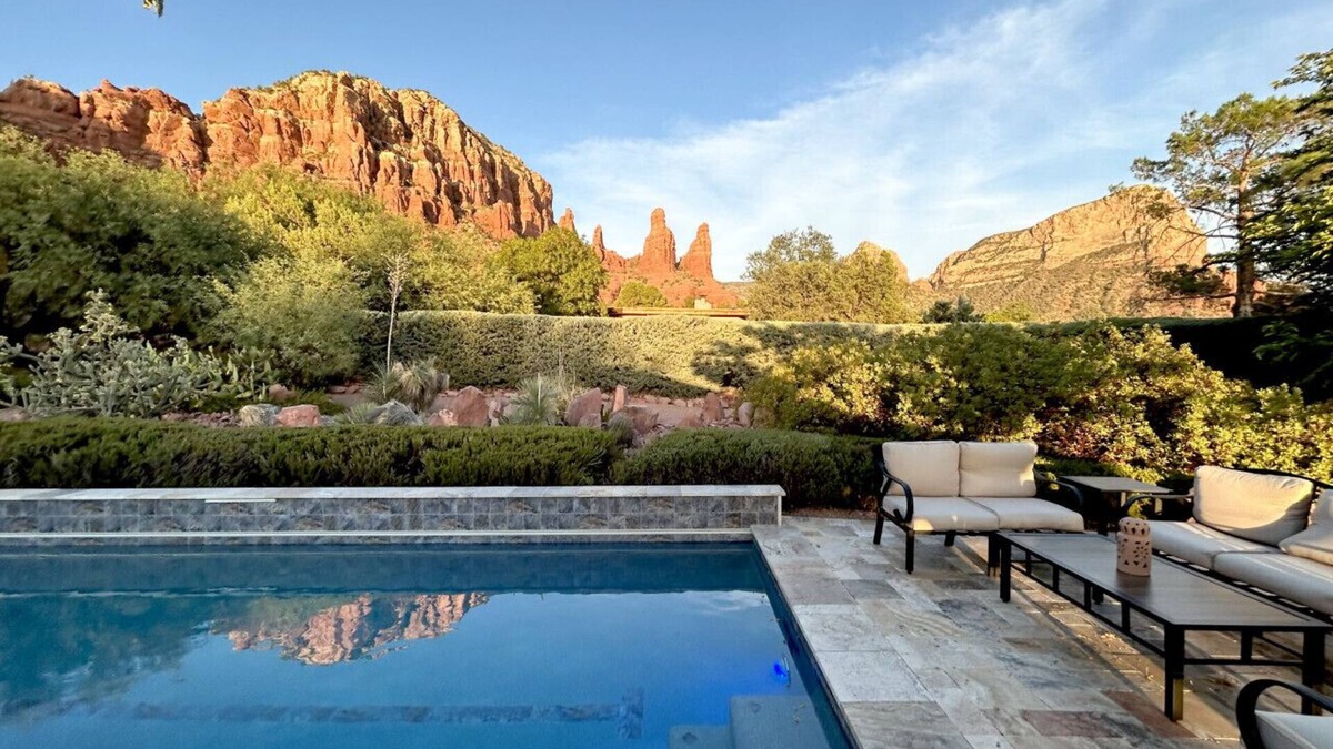 Sedona House | Amazing views/heated pool/hot tub/EV charger