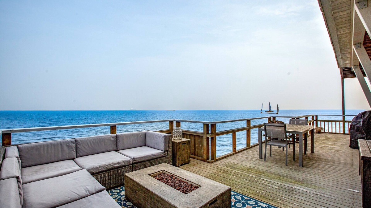 Rollingbay House | Amazing waterfront home with a fireplace, game room, fast WiFi, & washer/dryer