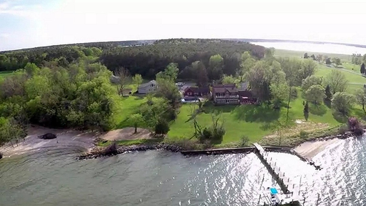 Cambridge House | Amazing Waterfront Retreat On The Chesapeake Bay Private Pool Private Beach