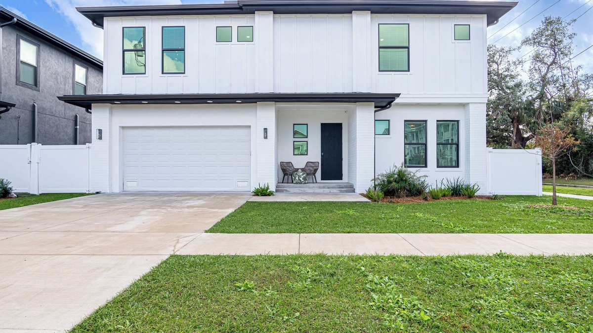 Port Tampa City House | Amazingly Beautiful Elegant Newly Built Tampa Home
