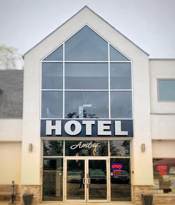 Grand Bend Hotel | Amber Hotel