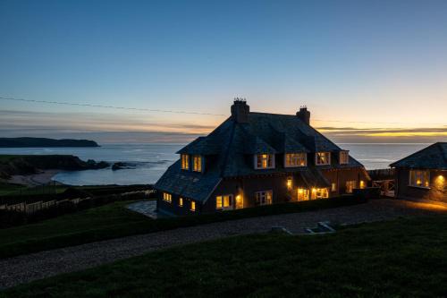 Thurlestone House | Amber Tide
