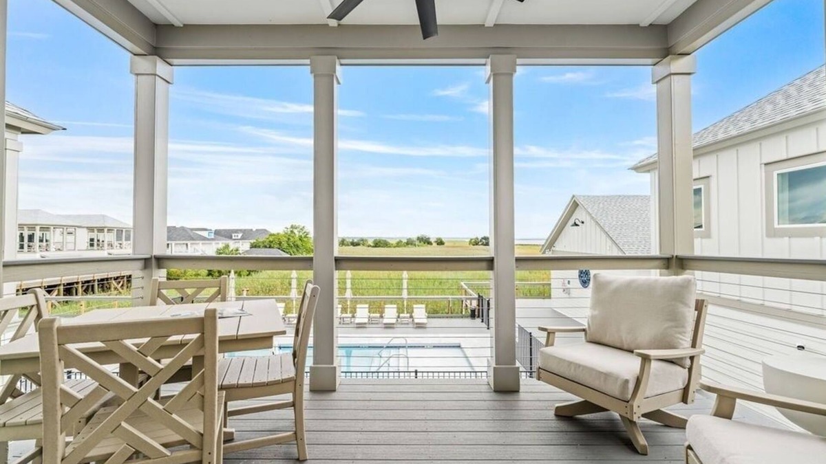 Georgetown House | Amberjack at Winyah Bay Club