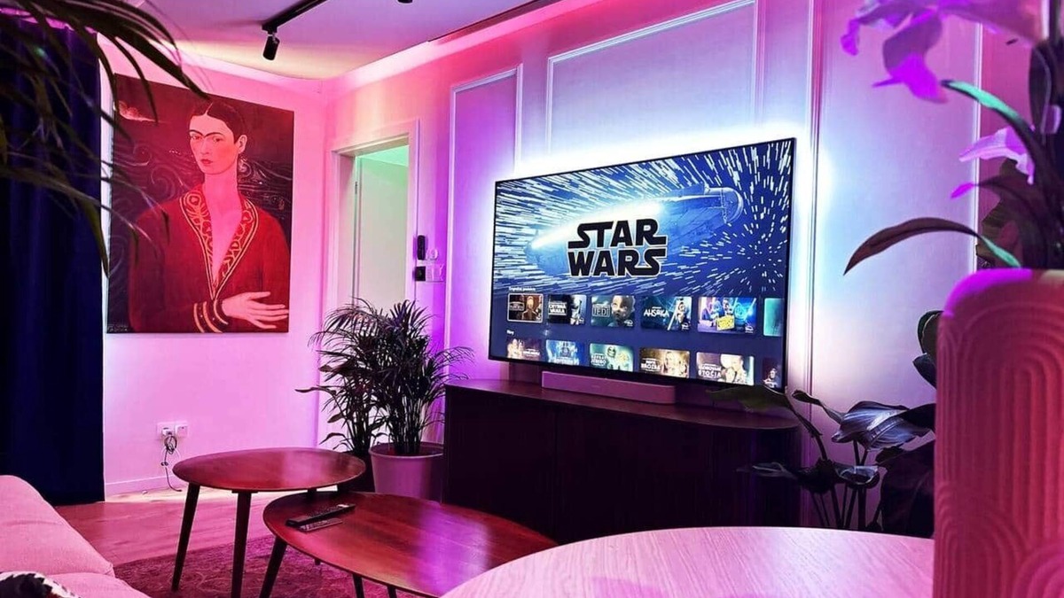 Ruzinov Apartment | Ambient lounge with sundeck and free parking