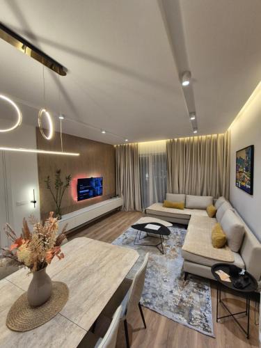 Tirana Apartment | Amelia Apartment 2BR-2BA New Boulevard
