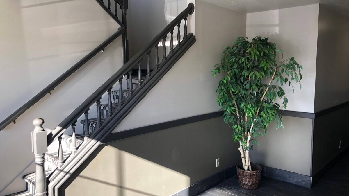 Sunset Hotel | Ameri-Stay Inn & Suites