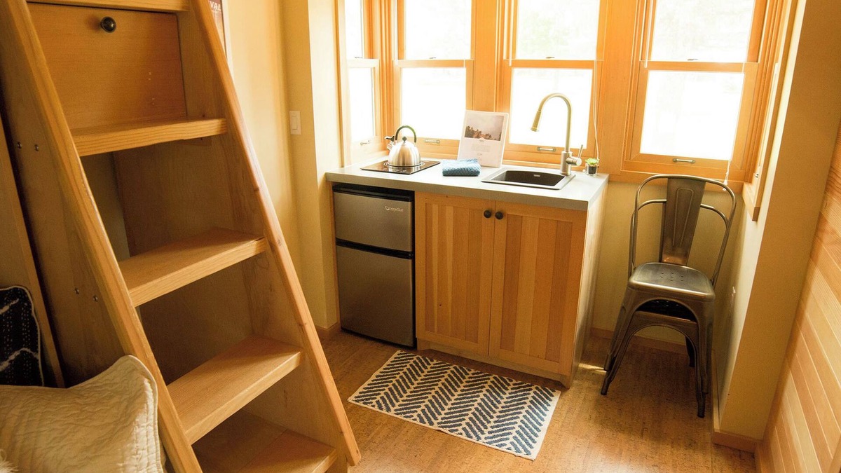 Lyons Resort | American Aspen – Experience Tiny Living at Its Coziest Near Estes Park & Boulder