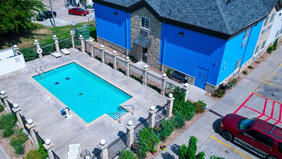 Madill Hotel | American Inn Madill