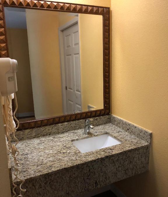 Addison Hotel | Americas Best Value Inn Addison