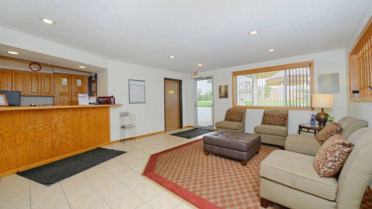 Charlotte Hotel | Americas Best Value Inn Charlotte, MI
