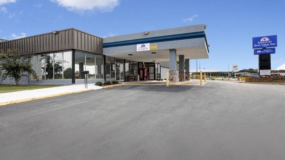 Newnan Hotel | Americas Best Value Inn Newnan